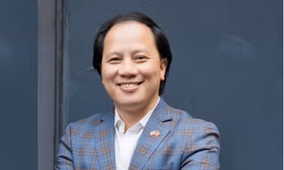 Kể câu chuyện Việt Nam trong thời buổi ‘cái gạt tay’