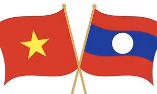 Lãnh đạo Việt Nam gửi điện mừng Quốc khánh Lào