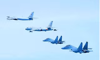 Đội hình tuần tra chung trên không của Trung Quốc và Nga tháng 5/2022. (Ảnh: CCTV)
