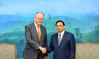 Thủ tướng Phạm Minh Chính tiếp ông Stephan Weil, Thủ hiến bang Hạ Saxony của Đức. (Ảnh: Chinhphu.vn)