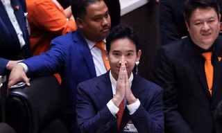 Ông Pita Limjaroenrat vấp nhiều trở ngại để có thể trở thành thủ tướng tiếp theo của Thái Lan. (Ảnh: Reuters)