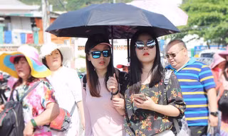 Việt Nam trao đổi chặt chẽ với Trung Quốc để khôi phục du lịch 