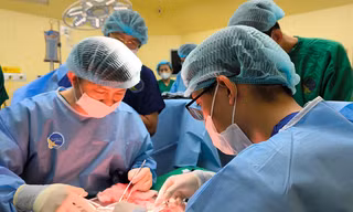 Cô gái mất cả hai quả thận vì thói quen tai hại thường gặp ở giới trẻ