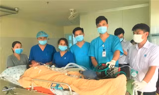 Thông tin mới nhất về sức khỏe cô gái bị cây đè nguy kịch ở Đắk Lắk
