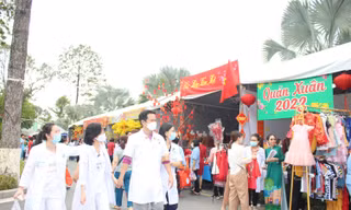 Phiên chợ Xuân đặc biệt chỉ mở một lần trong năm