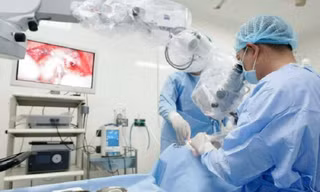 Nhiều thanh thiếu niên bị điếc vì nguyên nhân 'khó đỡ'