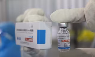 Thêm 1 triệu liều vắc xin Vero Cell về đến TPHCM