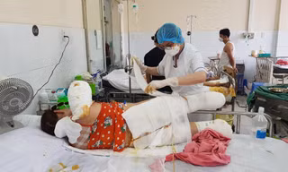 Thiếu hụt nhân lực điều dưỡng tại nhiều bệnh viện ở TPHCM