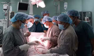 Người đàn ông dập nát nội tạng, gãy cột sống thoát chết kỳ diệu