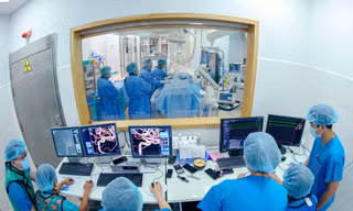 Vận động viên đột quỵ khi đang thi đấu bóng bàn