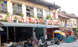Lùi thời hạn đóng cửa Zone 9 đến 15/1/2014