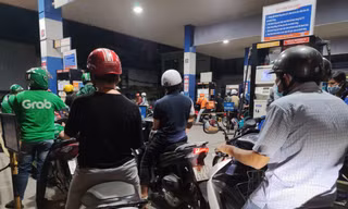 ‘Cơn khát’ xăng dầu tại TPHCM đã hạ nhiệt