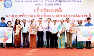 Chủ tịch UBND TPHCM gửi thư tri ân hơn 64.000 người tham gia hoạt động khu phố