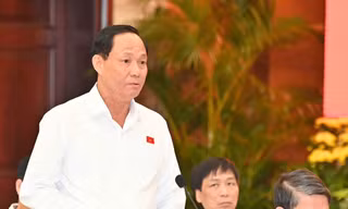 Thường trực Quốc hội: 'Các bộ phải vào TPHCM, không để TPHCM đi ra các bộ'