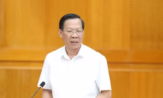 Chủ tịch TPHCM gửi 'trát' phê bình tới thủ trưởng 7 sở ngành
