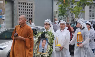 Tiễn đưa nhạc sỹ Vũ Đức Sao Biển về nơi an nghỉ vĩnh hằng