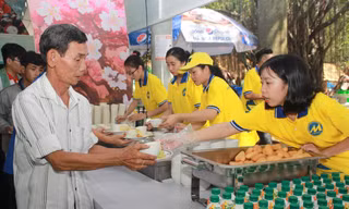 Hơn 7.000 người chung vui ngày hội nhân ái dành cho người khuyết tật