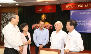  Xây dựng không gian văn hoá Hồ Chí Minh, quảng bá giá trị tốt đẹp trên báo chí, mạng xã hội