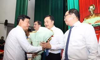 Thành lập 15 cơ quan chuyên môn thuộc UBND TPHCM mới