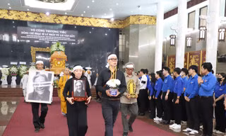 Đưa tiễn nhạc sĩ 'Bài ca đất phương Nam' về nơi an nghỉ cuối cùng