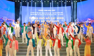 Đặc sắc chương trình nghệ thuật chào mừng 46 năm thành phố mang tên Bác