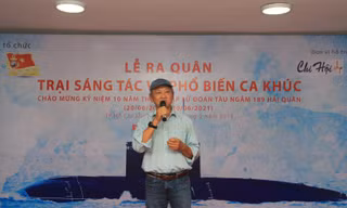 Nghệ sỹ TPHCM lên đường tìm tư liệu sáng tác về chiến sỹ tàu ngầm