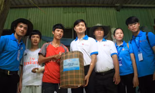 Hội SVVN tri ân, chăm lo đời sống gia đình chính sách, ngư dân Côn Đảo