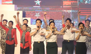 Khai mạc Liên hoan nghệ thuật quần chúng lực lượng vũ trang, thanh niên, sinh viên