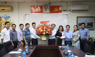 Lãnh đạo TPHCM chúc mừng báo Tiền Phong nhân Ngày Báo chí cách mạng Việt Nam