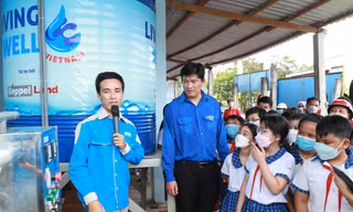 Keppel Land Việt Nam và báo Tiền Phong vận hành hai hệ thống lọc nước tại Bến Tre