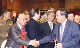 'Giúp Campuchia, Việt Nam phải hy sinh rất nhiều'