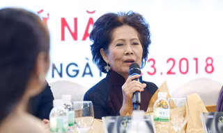 Danh ca Phương Dung tâm sự bị thí sinh chửi "đồ giám khảo súc vật"