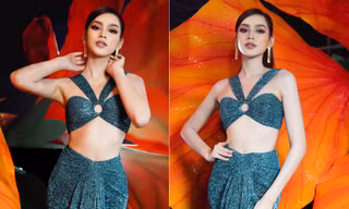 Hoa hậu Đỗ Thị Hà trổ tài catwalk điêu luyện với bộ váy nóng bỏng cách điệu từ nội y