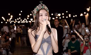 1.000 người tham dự fan meeting của Thùy Tiên 