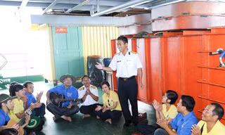 Lời nhắn từ Nhà giàn
