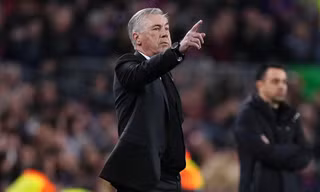 Bỏ qua ĐT Brazil, HLV Ancelotti chính thức ở lại Real Madrid bằng hợp đồng mới