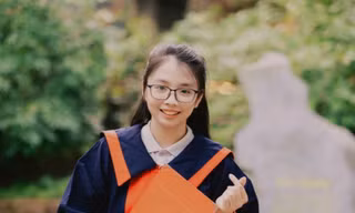 Nữ sinh Hà Nội học ngày 12 tiếng đỗ cùng lúc 4 trường chuyên