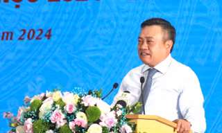Chủ tịch UBND thành phố Hà Nội chỉ đạo học sinh phải được 'ăn sạch'