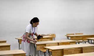 Gần 500 thí sinh bỏ thi môn Toán vào 10 ở Hà Nội