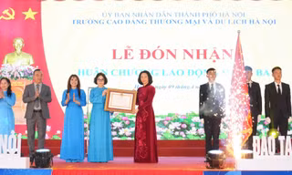 Phó Chủ tịch thành phố Hà Nội: Trường nghề phải đẩy mạnh hợp tác quốc tế