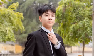 Thủ khoa lớp 10 Hà Nội Trần Tùng Bách. 