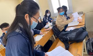 Đăng ký cùng lúc nhiều cuộc thi, học sinh quay cuồng học chính, học thêm