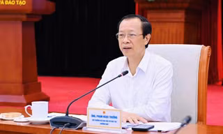 Thứ trưởng Phạm Ngọc Thưởng: Thầy cô giáo chịu tổn thương từ tiêu cực của dạy thêm, học thêm