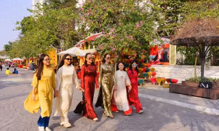 Miền Bắc sắp hửng nắng, miền Trung đón mưa lớn
