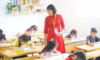 Bộ GD&ĐT đề nghị địa phương tuyển dụng giáo viên đủ biên chế được giao