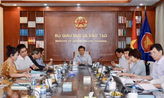 Tăng cường tỉ lệ đến trường cho trẻ em dân tộc thiểu số bậc THCS