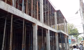 Một doanh nghiệp xin xây 300 nhà vệ sinh trên ‘đất vàng’