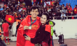 ‘Người hùng’ Tiến Linh chia tay hotgirl trước thềm SEA Games 30?
