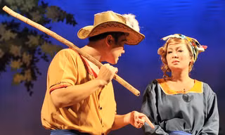 Cảnh vở “Nàng công chúa chăn ngỗng” - đạo diễn Tuấn Hải.