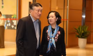 Bà Trương Thị Mai và ông Nguyễn Hòa Bình là 2 trong số 4 Uỷ viên Bộ Chính trị tham gia Ban Bí thư. Ảnh Như Ý